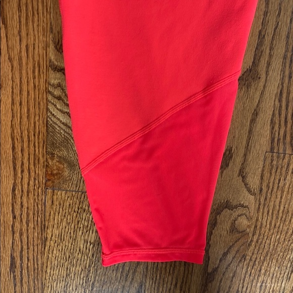 Bright orange-red Gap leggings, size XL. Excellent condition, no rips or stains. - Picture 7 of 12